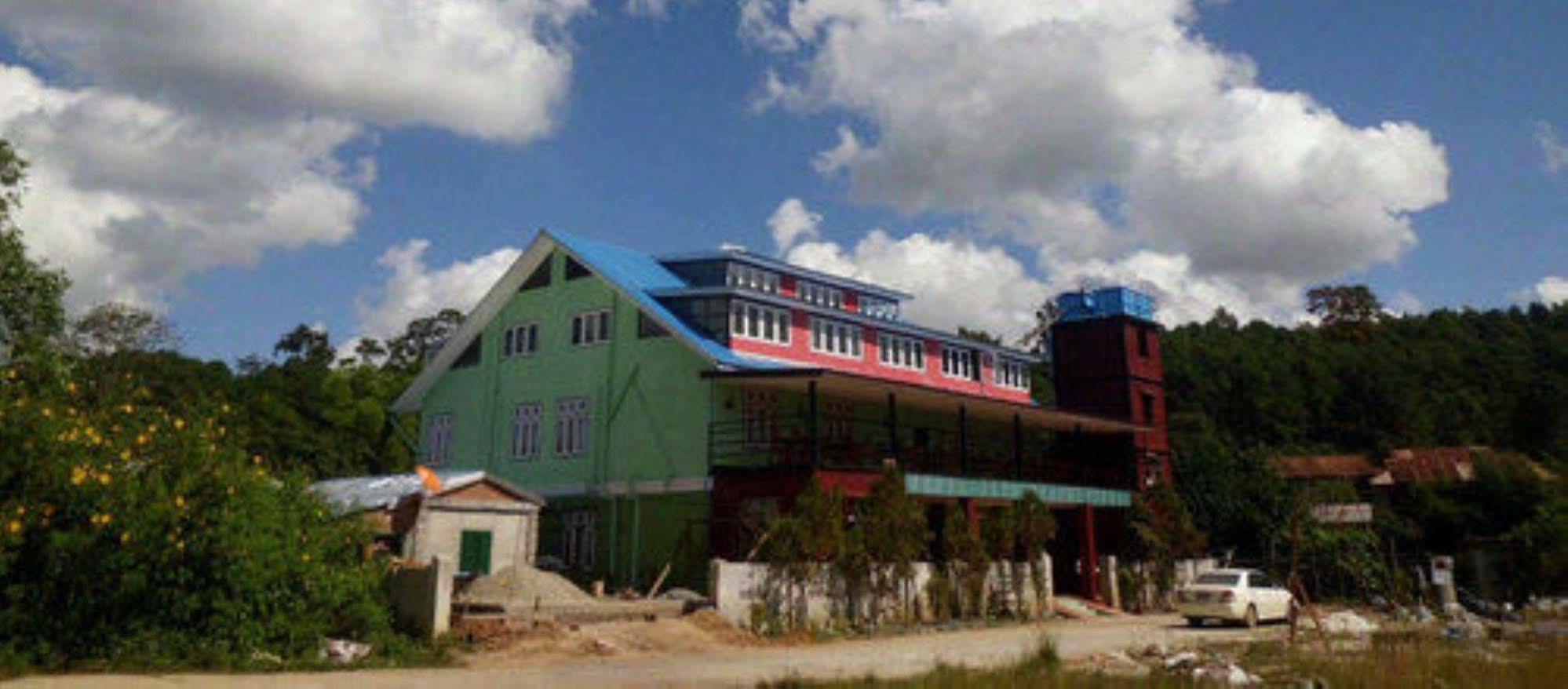 Railroad Hotel Kalaw Buitenkant foto