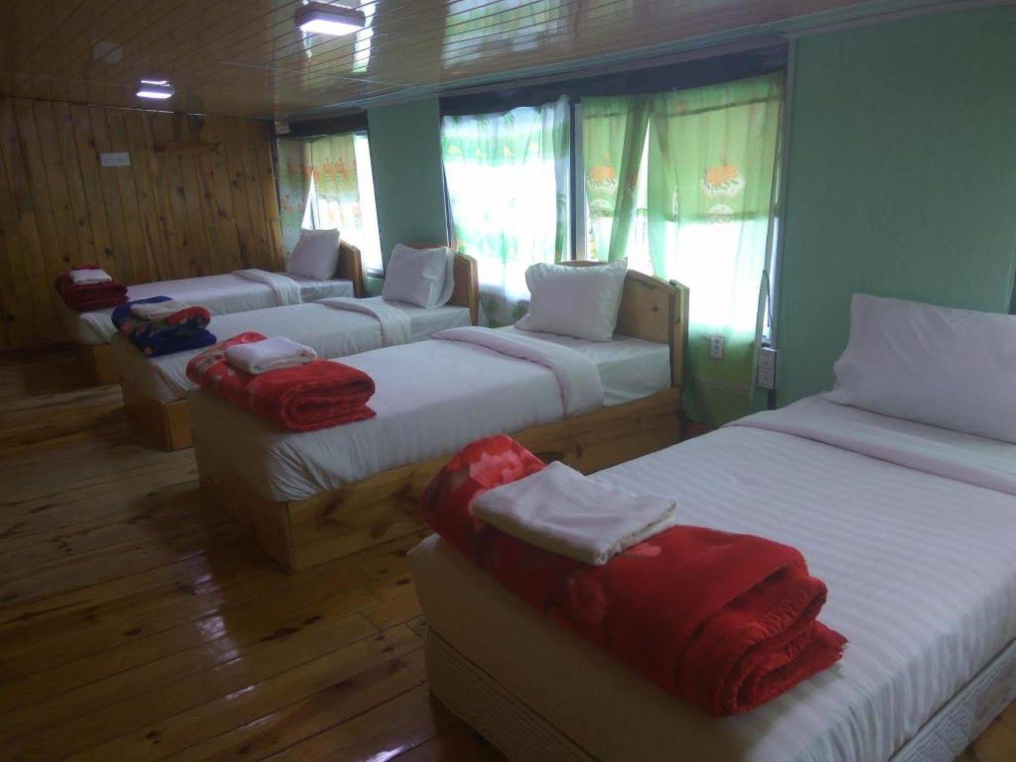 Railroad Hotel Kalaw Buitenkant foto