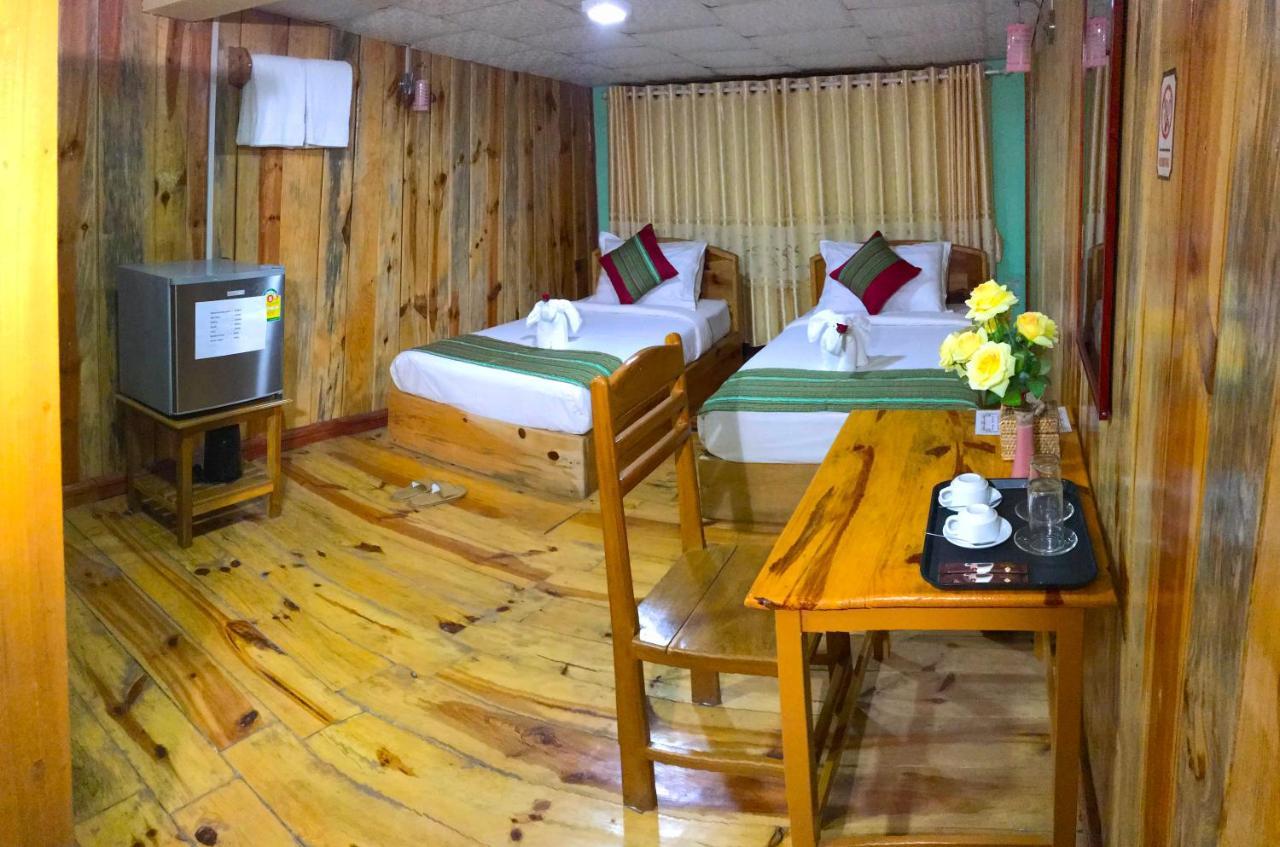 Railroad Hotel Kalaw Buitenkant foto
